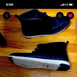 Hush puppies size 12